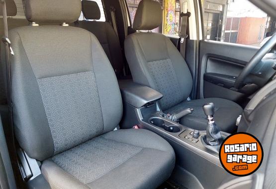 Camionetas - Ford Ranger 4x4 XL 2,2 2023 Diesel 22000Km - En Venta