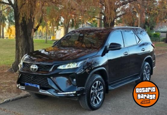 Camionetas - Toyota SW4 DIAMOND 2025 Diesel 20000Km - En Venta