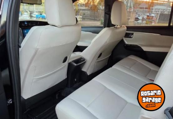 Camionetas - Toyota SW4 DIAMOND 2025 Diesel 20000Km - En Venta