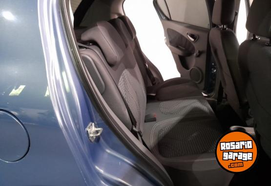 Autos - Fiat Palio Attractive 2013 Nafta 145000Km - En Venta