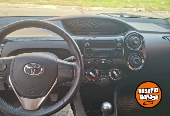 Autos - Volkswagen ETIOS XLS 1.5 MT 2016 Nafta 105000Km - En Venta