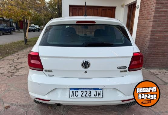 Autos - Volkswagen GOL TREND 2018 Nafta 104000Km - En Venta