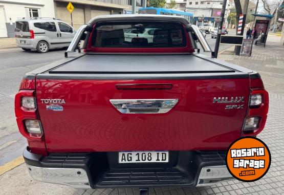 Camionetas - Toyota Hilux srx 2.8 tdi 2023 Diesel 31000Km - En Venta