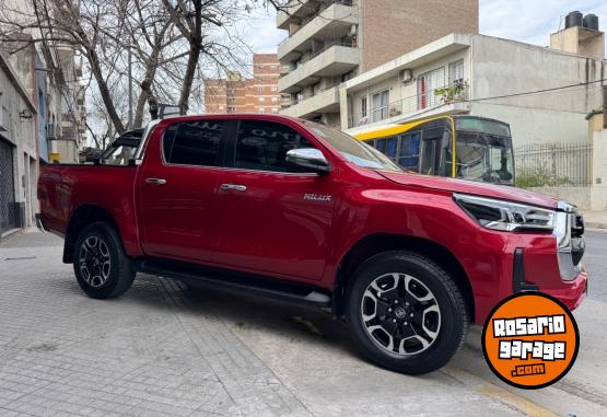 Camionetas - Toyota Hilux srx 2.8 tdi 2023 Diesel 31000Km - En Venta