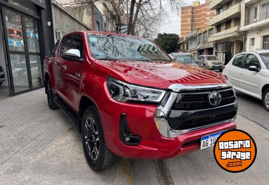 Camionetas - Toyota Hilux srx 2.8 tdi 2023 Diesel 31000Km - En Venta