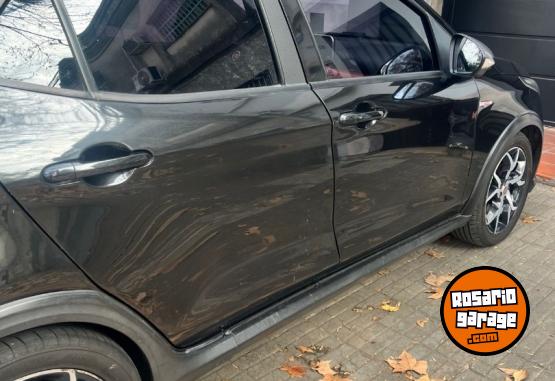 Autos - Fiat Argo Hgt 2019 Nafta 117000Km - En Venta