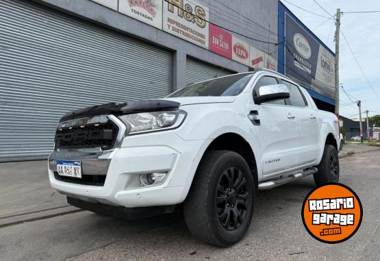 Camionetas - Ford Ranger limited 2017 Diesel 140000Km - En Venta