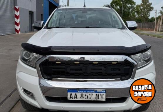 Camionetas - Ford Ranger limited 2017 Diesel 140000Km - En Venta