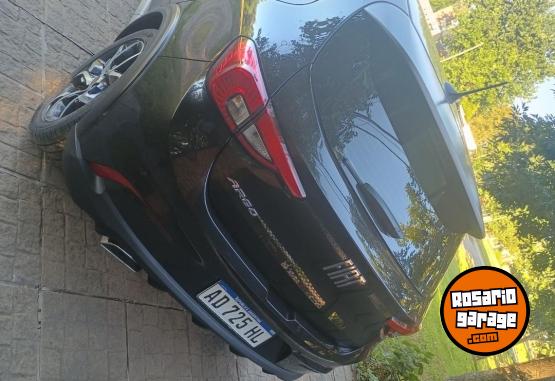 Autos - Fiat Argo HGT 2019 Nafta 70000Km - En Venta