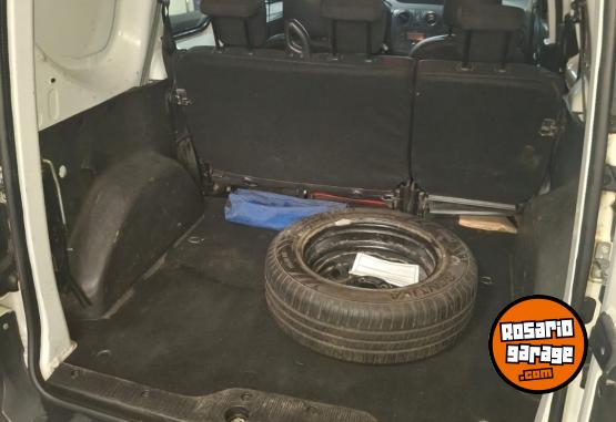 Utilitarios - Renault RENAULT KANGOO II EXPRESS 2020 Diesel 150000Km - En Venta