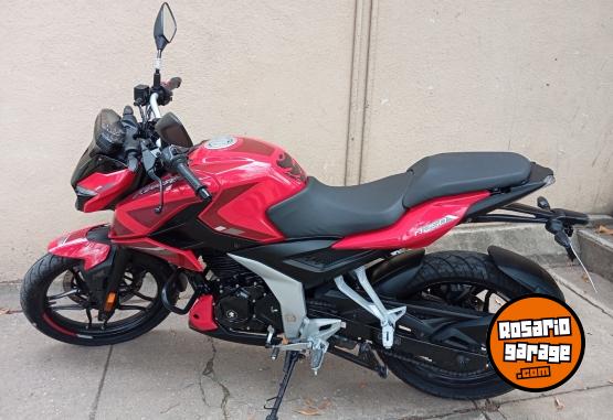 Motos - Bajaj Rouser N250 2025 Nafta 6500Km - En Venta