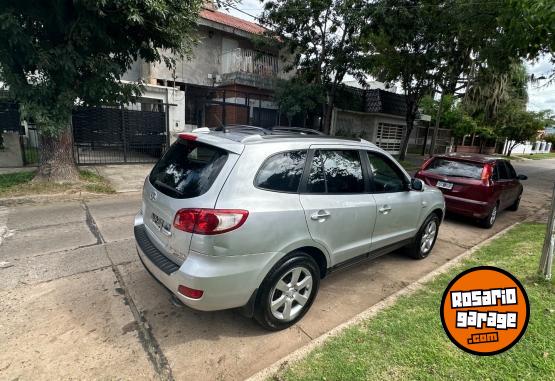 Camionetas - Hyundai Santa Fe GLS CRDI 4WD 7a 2008 Diesel 238000Km - En Venta