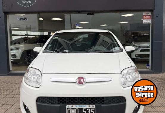 Autos - Fiat Palio Essence 2015 Nafta 140200Km - En Venta