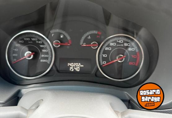 Autos - Fiat Palio Essence 2015 Nafta 140200Km - En Venta