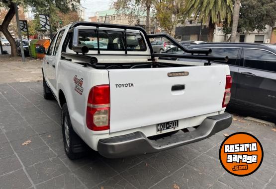 Camionetas - Toyota Hilux 2013 Diesel 300000Km - En Venta