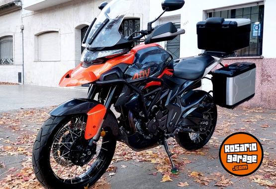 Motos - Zontes T350 T2 2024 Nafta 4300Km - En Venta