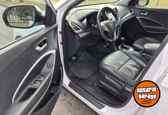 Camionetas - Hyundai SANTA FE 2017 Nafta 130000Km - En Venta