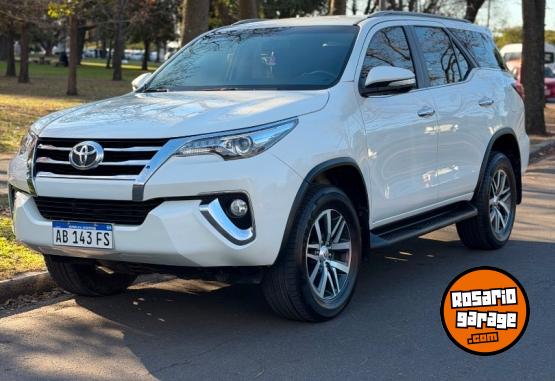 Camionetas - Toyota Sw4 2017 Diesel 180000Km - En Venta
