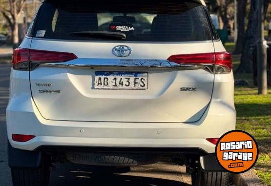 Camionetas - Toyota Sw4 2017 Diesel 180000Km - En Venta