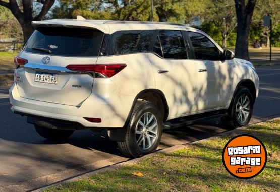 Camionetas - Toyota Sw4 2017 Diesel 180000Km - En Venta