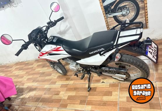 Motos - Honda 150 2022 Nafta 8900Km - En Venta