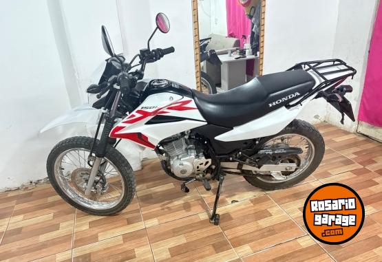 Motos - Honda 150 2022 Nafta 8900Km - En Venta