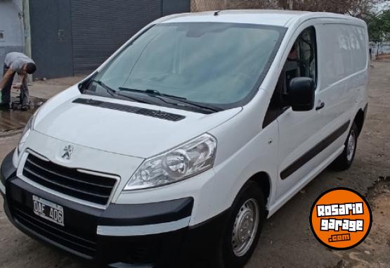 Utilitarios - Peugeot Expert 2014 Diesel 212000Km - En Venta
