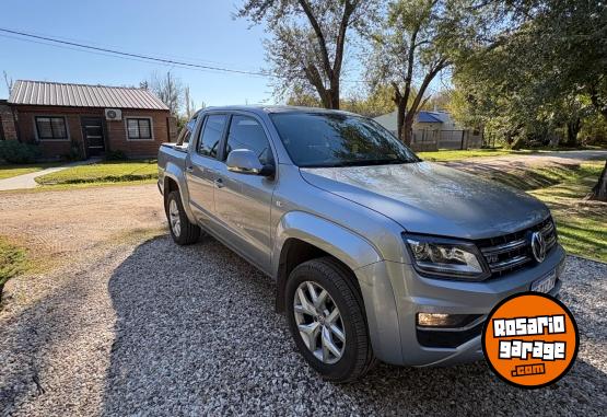 Utilitarios - Volkswagen Amarok highlineCD AT 4x4 2024 Diesel 56000Km - En Venta