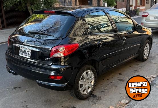 Autos - Peugeot 207 2015 Nafta 107000Km - En Venta