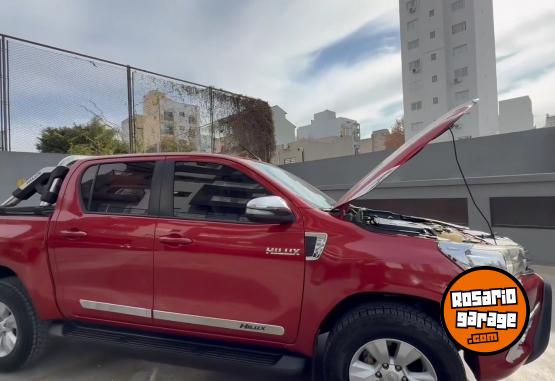 Camionetas - Toyota HILUX 2017 Diesel 158500Km - En Venta