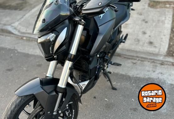 Motos - Bajaj Dominar 400 tourer 2024 Nafta 18000Km - En Venta