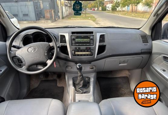 Camionetas - Toyota Hilux 2011 Diesel 232000Km - En Venta