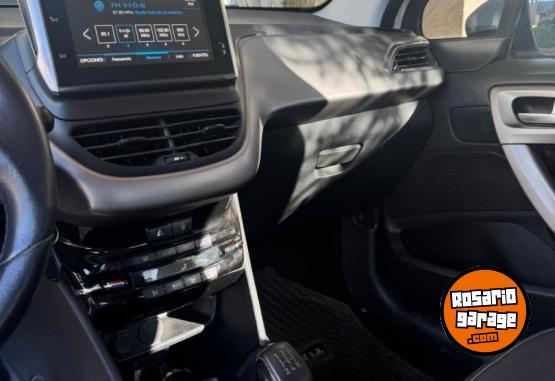 Autos - Peugeot 208 2018 Nafta 40000Km - En Venta
