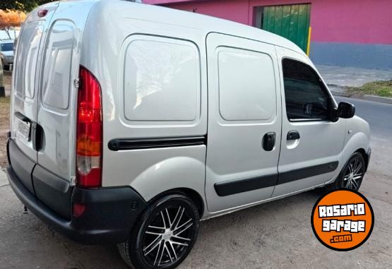 Utilitarios - Renault Kangoo 2015 Nafta 143000Km - En Venta