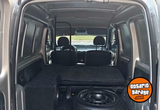 Utilitarios - Renault Kangoo 2015 Nafta 143000Km - En Venta