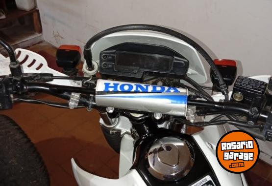 Motos - Honda Xr 2018 Nafta 9000Km - En Venta