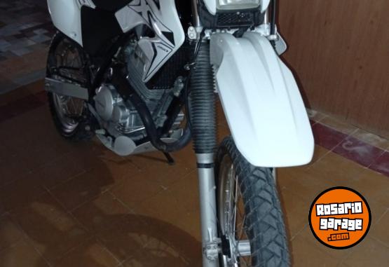 Motos - Honda Xr 2018 Nafta 9000Km - En Venta