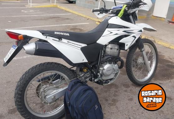 Motos - Honda Xr 2018 Nafta 9000Km - En Venta