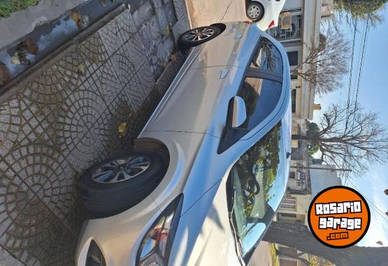 Autos - Chevrolet Onix ltz 2016 Nafta 99000Km - En Venta