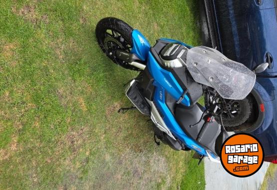 Motos - Otra marca Kpv 150 2023 Nafta 9000Km - En Venta