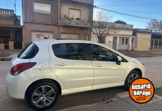 Autos - Peugeot 308 Hdi feline 2017 Diesel 130000Km - En Venta
