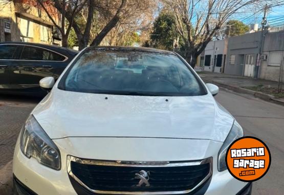 Autos - Peugeot 308 Hdi feline 2017 Diesel 130000Km - En Venta