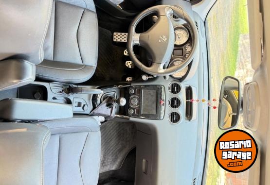 Autos - Peugeot 308 2020 Diesel 49000Km - En Venta