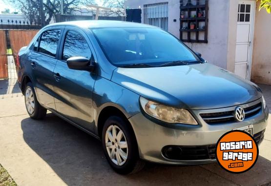 Autos - Volkswagen Voyage Confortline 2012 Nafta 157000Km - En Venta
