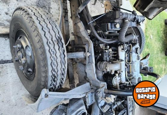 Camiones y Grúas - Hyundai HD65 Listo para Trabajar - En Venta