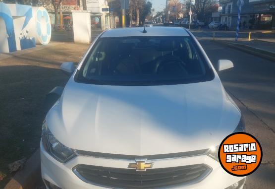 Autos - Chevrolet ONIX LTZ 2017 Nafta 80000Km - En Venta