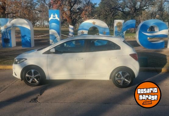 Autos - Chevrolet ONIX LTZ 2017 Nafta 80000Km - En Venta