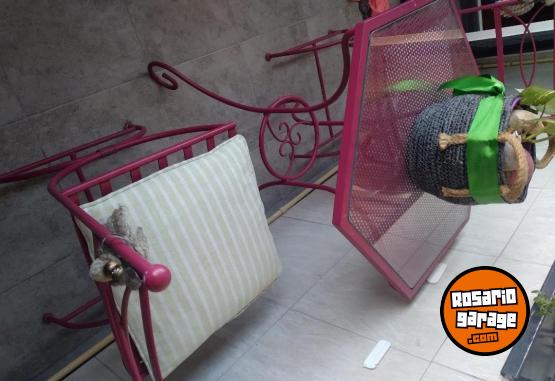 Hogar - Juego de jardín hierro excelente estado 3 piezas - En Venta