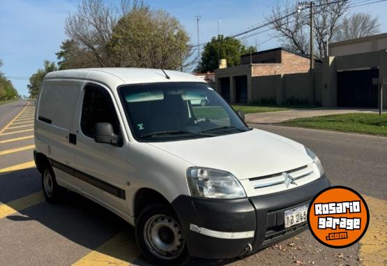Utilitarios - Citroen Berlingo Furgon HDI 2017 Diesel 160000Km - En Venta