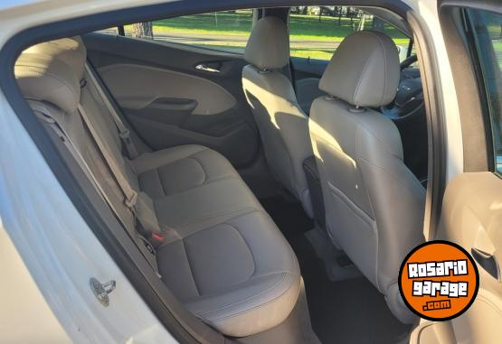 Autos - Chevrolet CRUZE PREMIER 2017 Nafta 94000Km - En Venta
